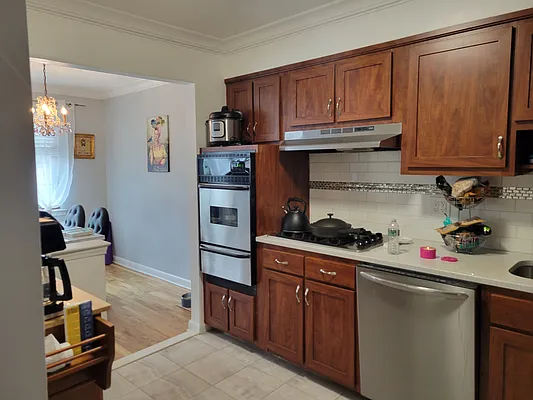 Rented by MCR Realty | media 15