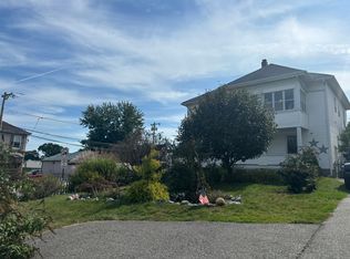 322 Power Rd FLOOR 2, Pawtucket, RI 02860