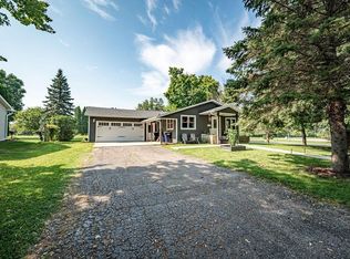 195 W Humble Ave, Ellsworth, WI 54011