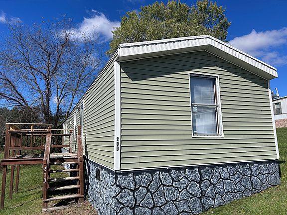 2nd image of 181 Yukon St #2B-1Ba-840Sqft