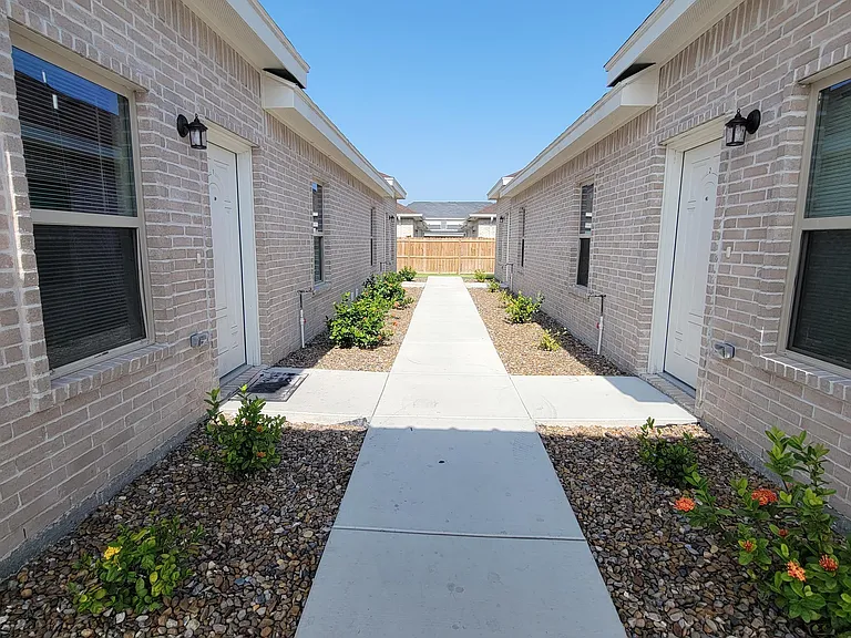 810 S Missouri St #2 — Photo 9
