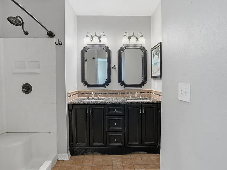 9913 Edmonton Dr #1 — Photo 5