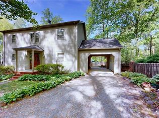 1408 Buxton Rd, Greensboro, NC 27406