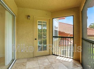 8880 Colonnades Ct W APT 422, Bonita Springs, FL 34135