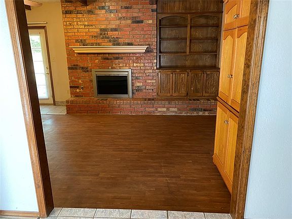 2nd image of 42 Northridge Rd
