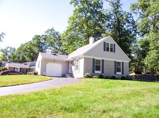 6611 Charlesgate Rd, Sylvania, OH 43560