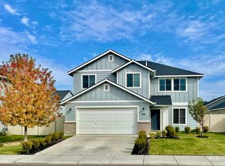 904 N Cardigan Pl, Star, ID 83669