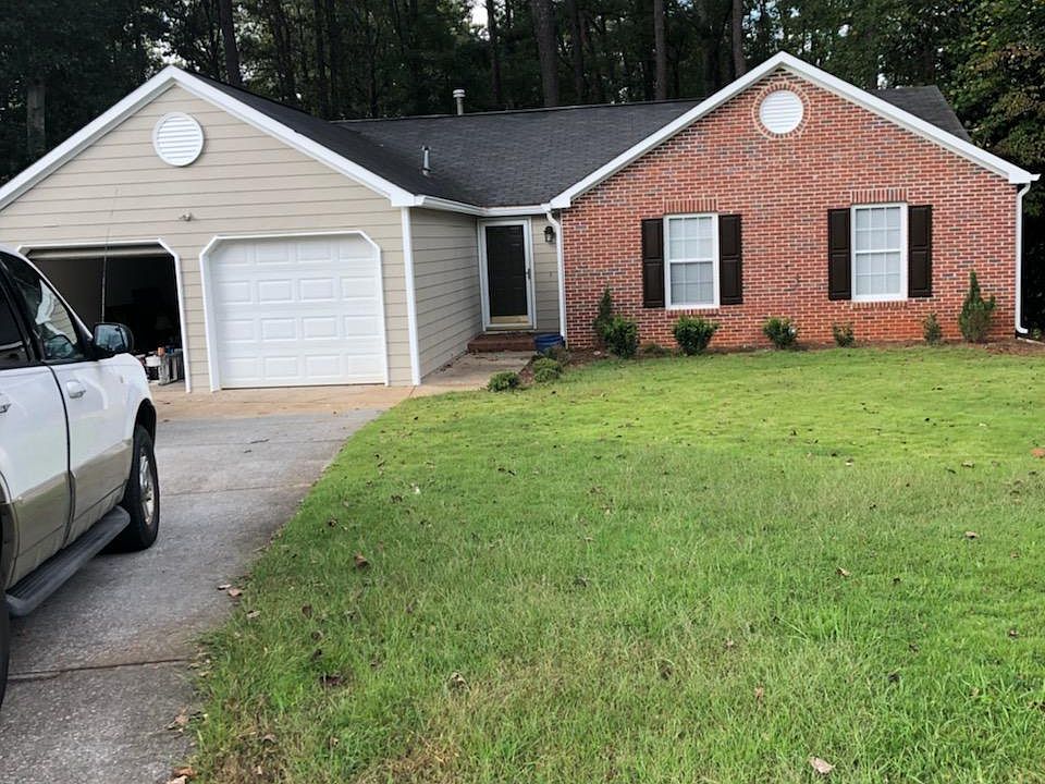 1st image of 535 Bluff Ct