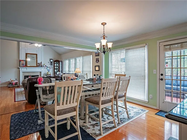 10910 Chatburn Way — Photo 9