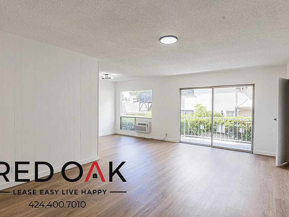 3207 Rowena Ave #8