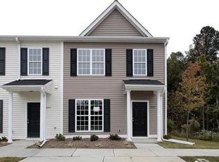 3245 Ivy Wood Ln, Durham, NC 27703