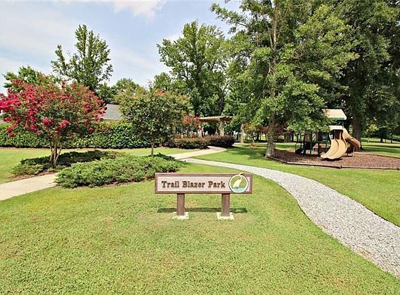 5th image of 328 Cypress Crossing Dr