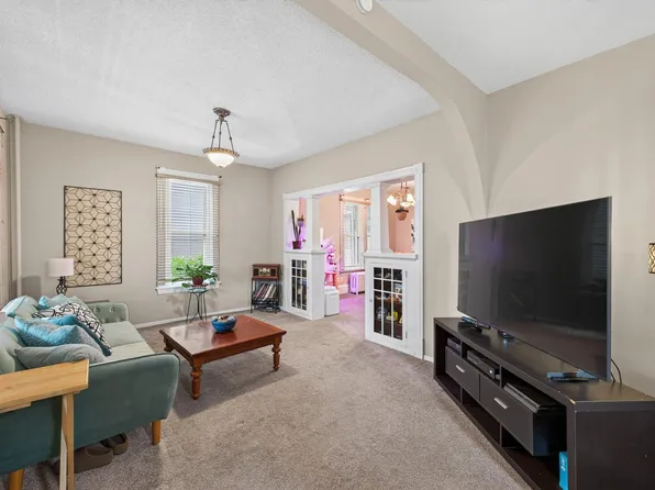 233 4th Ave N, South Saint Paul, MN 55075