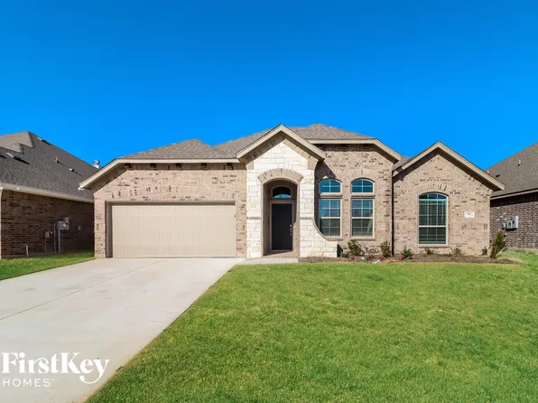 109 Independence Dr, Joshua, TX 76058