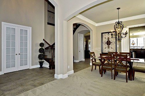 5th image of 5824 Danville Ln