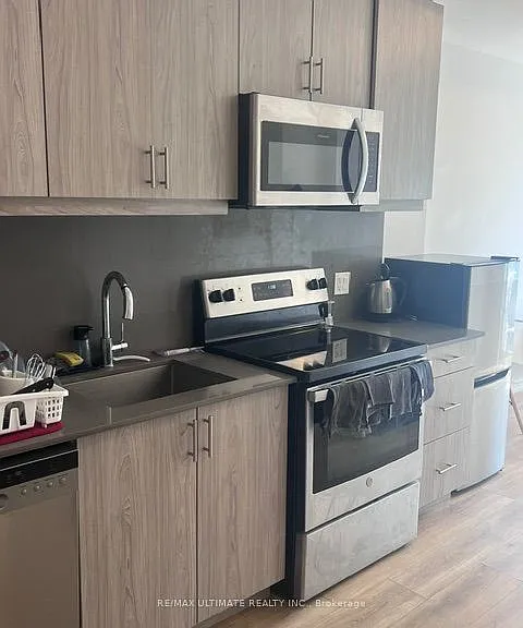 57 Finch Ave W #27 — Photo 8