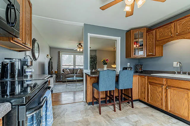 2513 Arden Dr — Photo 9