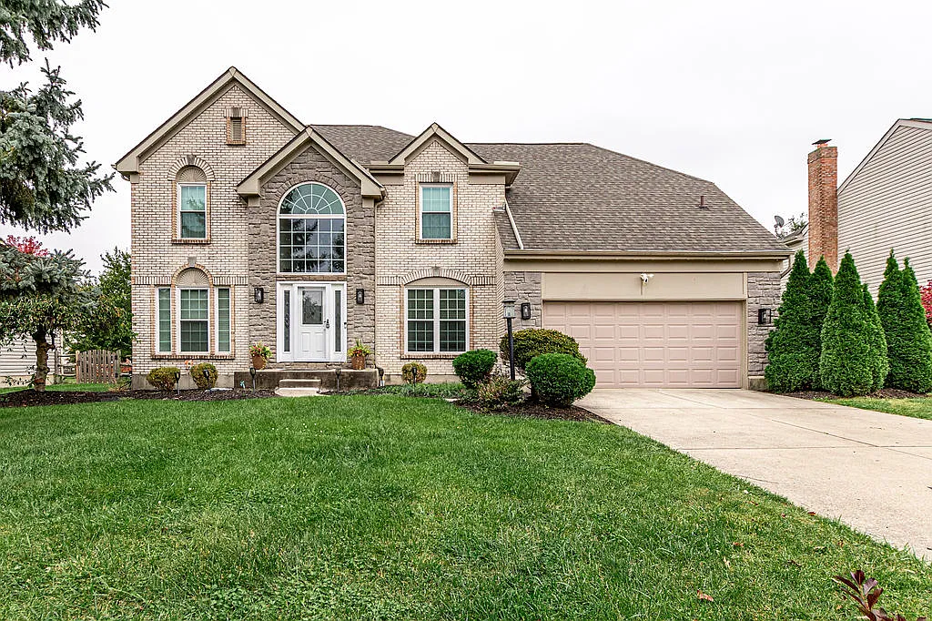 4 bed, 3800 sqft, $3,700 — Photo 1
