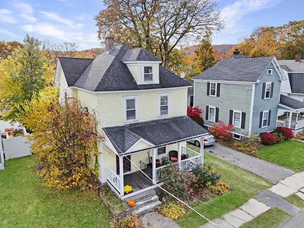 21 Orchard Ter, Leominster, MA 01453