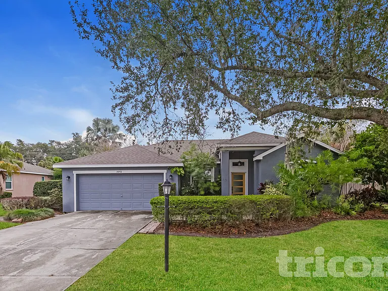 3012 Forest Hammock Dr — Photo 1