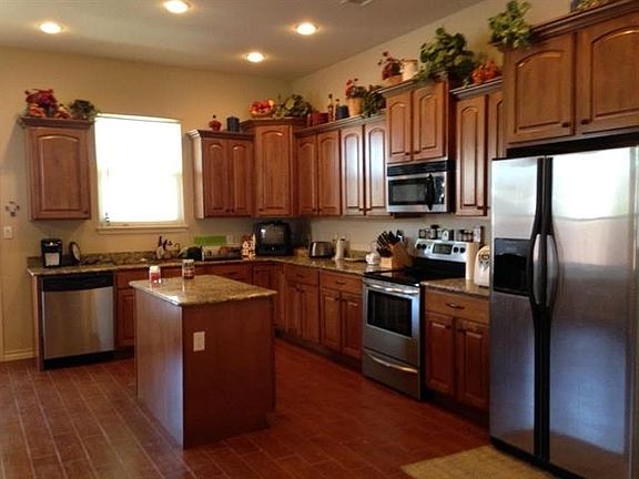 2nd image of 8 Ec Tucker Ct