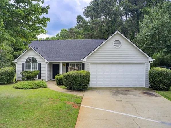 106 Orchard Hill Dr, Ellenwood, GA 30294