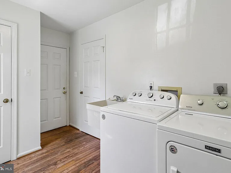 903 Ridge Dr — Photo 24