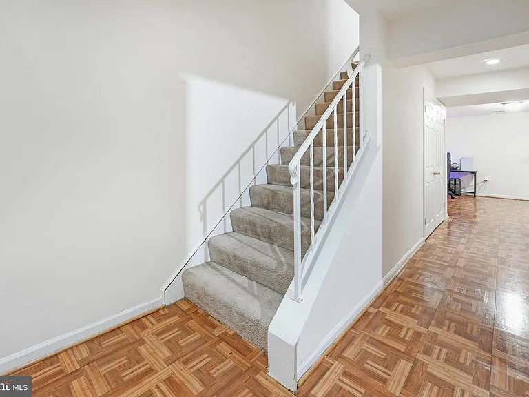 12120 Stoneford Dr — Photo 29