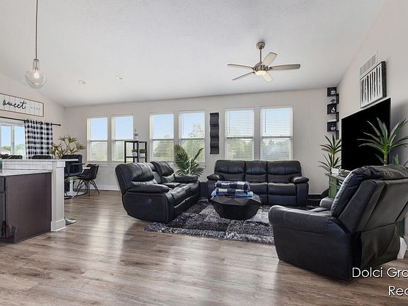2nd image of 4208 Shetland Dr