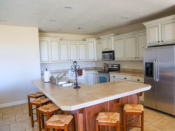 2nd image of 1845 W Canyon View Dr APT 2109