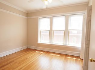 1963 W Foster Ave #1, Chicago, IL 60640