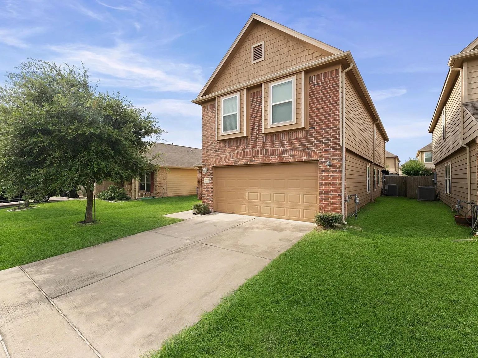 4 bed, 3.5 bath, 3169 sqft, $2,775 — Photo 3