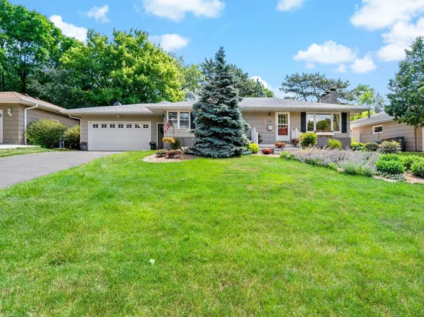 6017 Birchcrest Dr, Edina, MN 55436