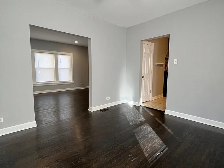 5537 W Thomas St #2 — Photo 6