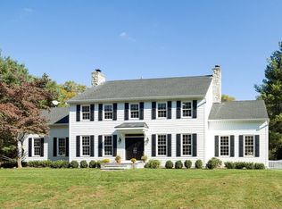 213 River Park Dr, Great Falls, VA