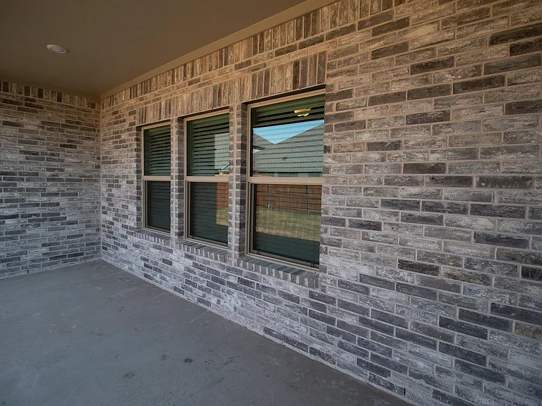 1103 Sweetleaf St — Photo 31