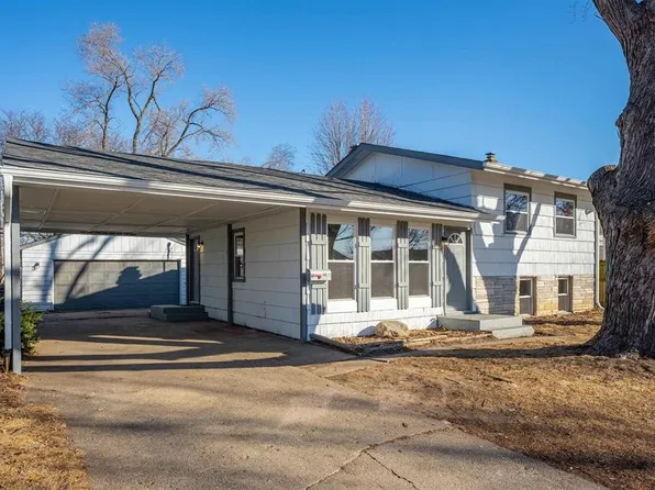 1118 Ramona Ter, Machesney Park, IL 61115
