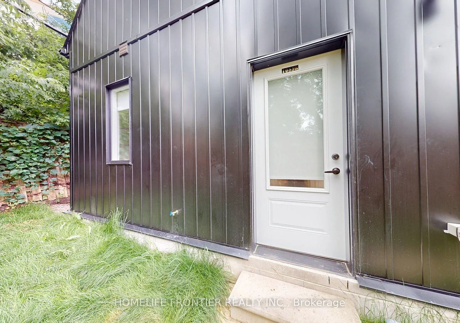 3 bed, $3,200 — Photo 3