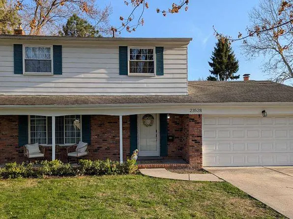 23528 King Dr, Clinton Township, MI 48035