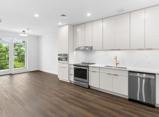 125 Cambrian Way #608, Burlington, VT 05401