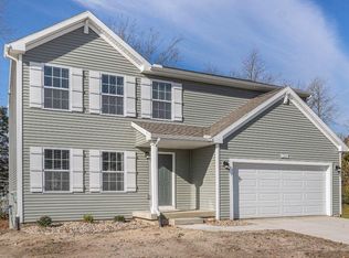 2756 Blooming Bud Ln, Kentwood, MI 49508