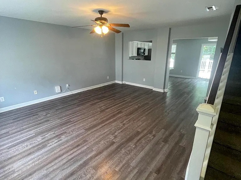 146 Broadleaf Dr — Photo 7