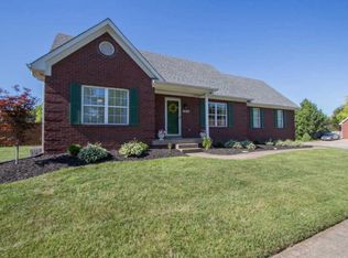 7814 Ridgehurst Pl, Louisville, KY 40299