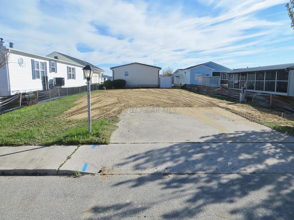 1st image of 174 Sunshine Ln