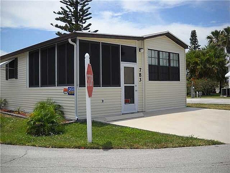 1st image of 783 Nettles Blvd