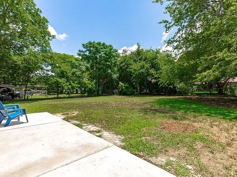 1512 Luray Dr — Photo 19