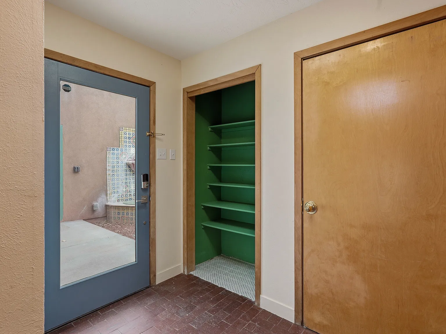 Northview Ln NW, Albuquerque — Photo 4