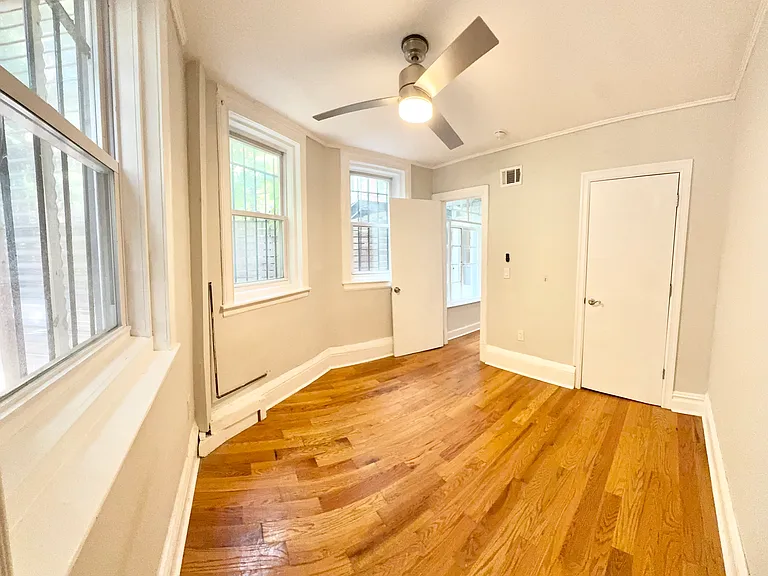 223 Washington Ave #1 — Photo 8