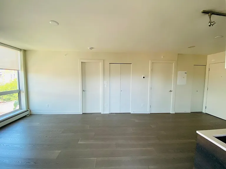 189 Keefer St #706 — Photo 5