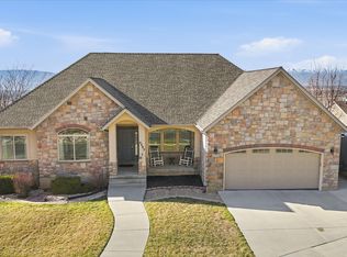 9483 N Avanyu Dr, Cedar Hills, UT 84062